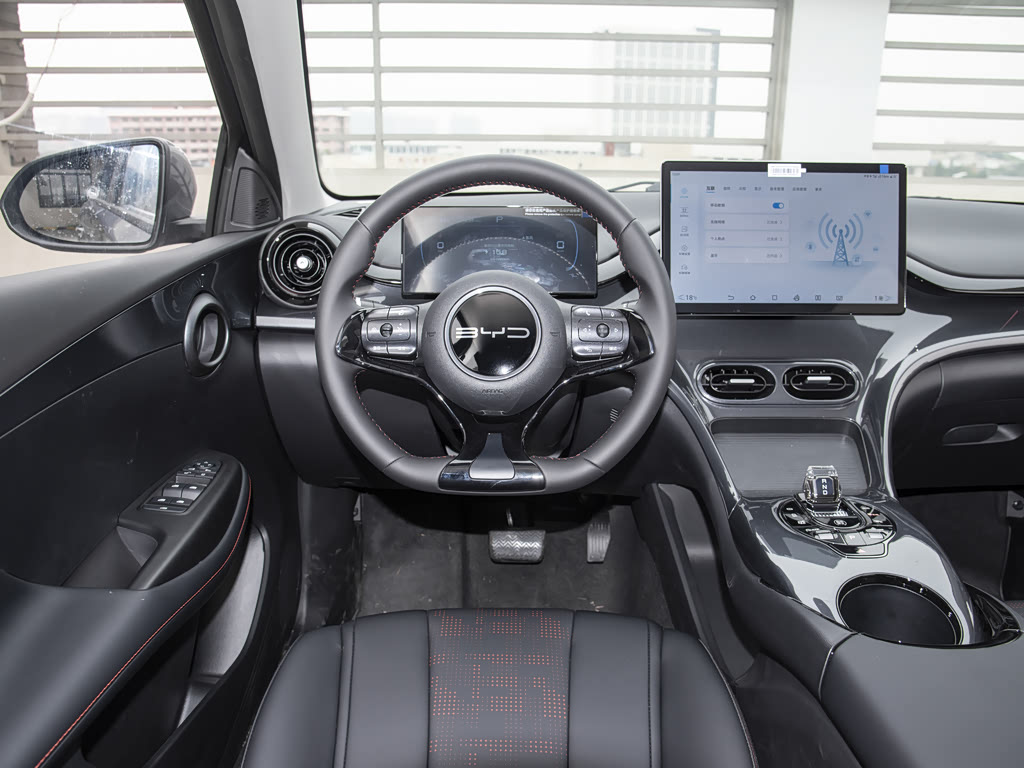 2024 BYD e2 Image 11